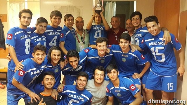 2015 U19 Futbol Takımı Grup 2.si...